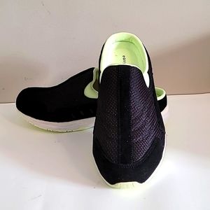 Women's easy spirit slip on set travel time size 8WW